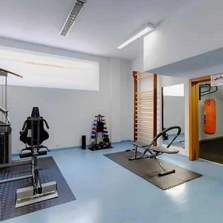 アパート Magnolia - Spacious Apart For 4 With Indoor Pool, Gym In Albufeira