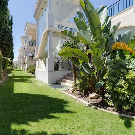 Apartament Magnolia - Spacious Apart For 4 With Indoor Pool, Gym In Albufeira